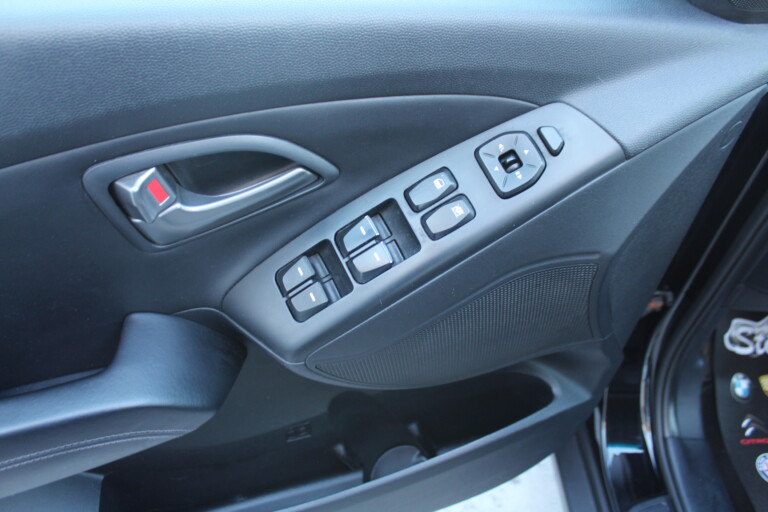 14 Stilecar It Hyundai Ix35 Ex528ta