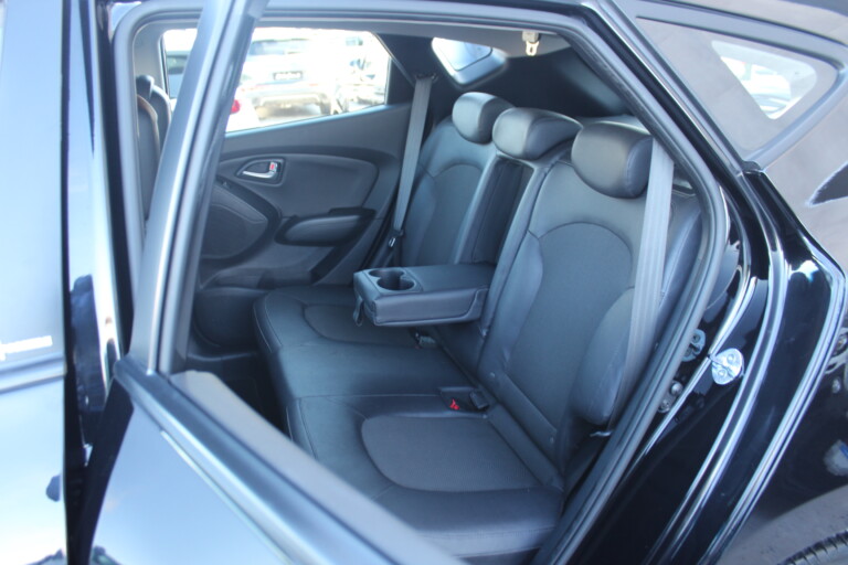 16 Stilecar It Hyundai Ix35 Ex528ta