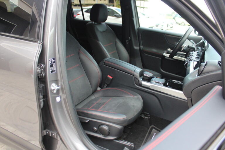 16 Stilecar It Mb Glb 220d Gk674ze