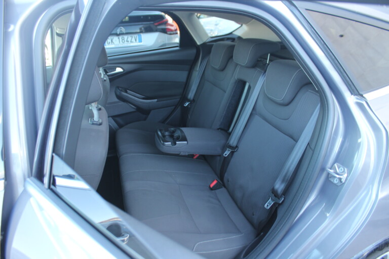 18 Stilecar It Ford Focus Ej967rr