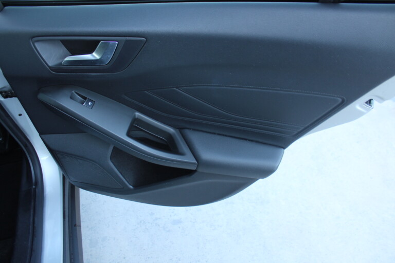 19 Stilecar It Ford Focus Fx293hb