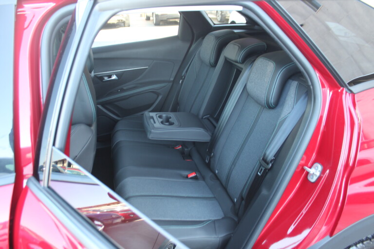 19 Stilecar It Peugeot 3008 Gl530xj