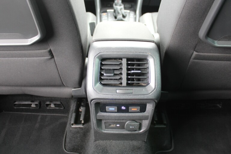 19 Stilecar It Vw Tiguan Fm812ns