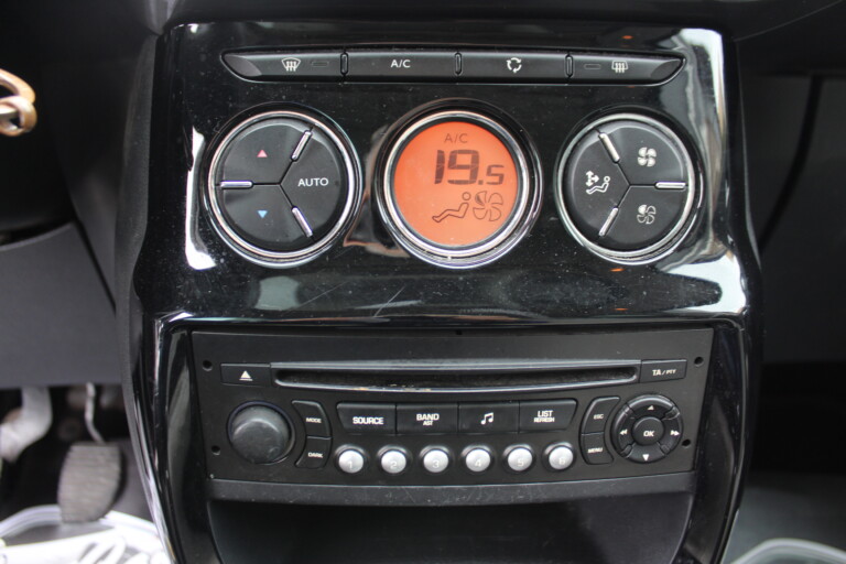 20 Stilecar It Citroen C3 Eg748na