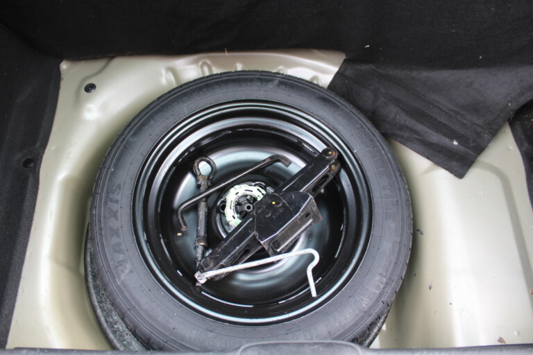 21 Stilecar It Peugeot 208 Fe380kd