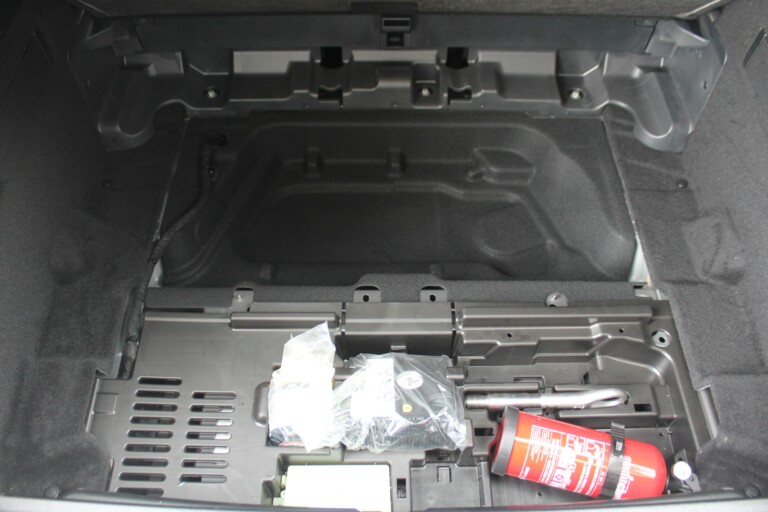 27 Stilecar It Mb Glb 220d Gk674ze