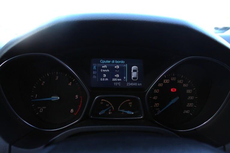 29 Stilecar It Ford Focus Ej967rr