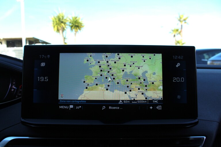 35 Stilecar It Peugeot 3008 Gl530xj