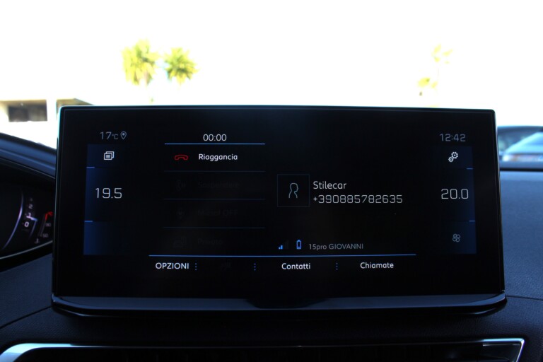 36 Stilecar It Peugeot 3008 Gl530xj