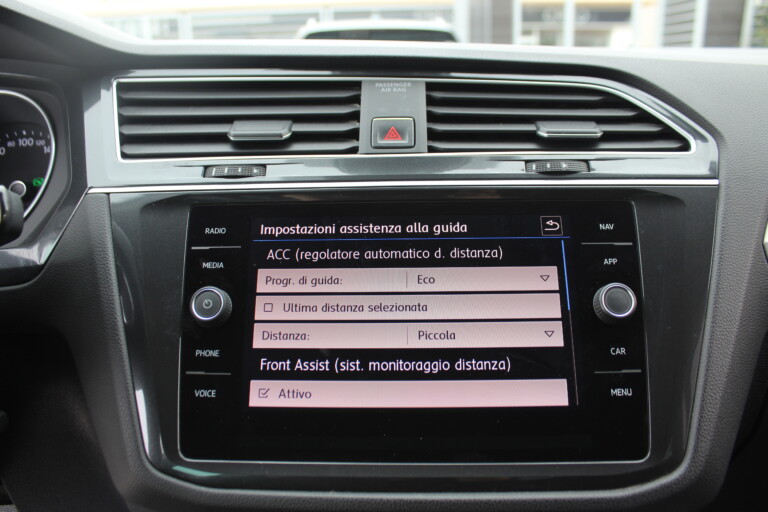 36 Stilecar It Vw Tiguan Fm812ns