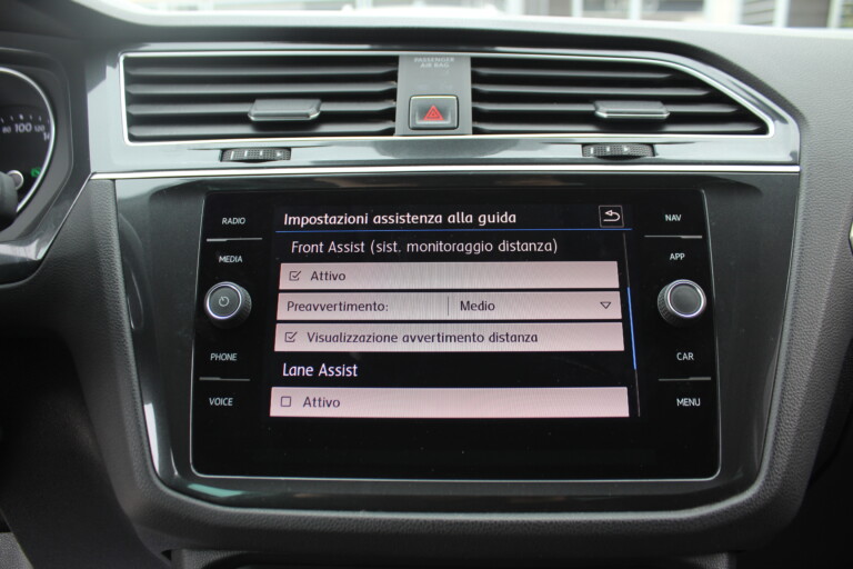 37 Stilecar It Vw Tiguan Fm812ns