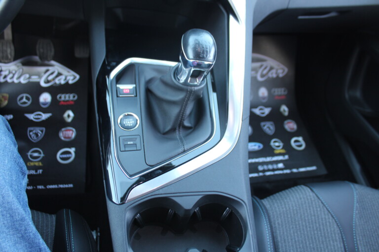 43 Stilecar It Peugeot 3008 Gl530xj