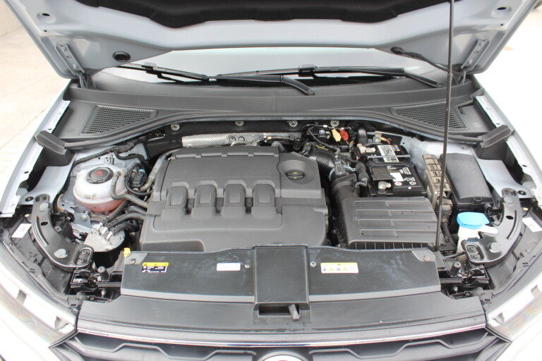 09 Stilecar It Vw T Roc Gb201ch