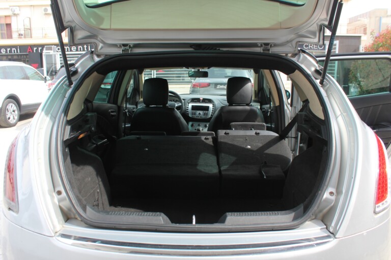 14 Stilecar It Lancia Delta Ds556gs