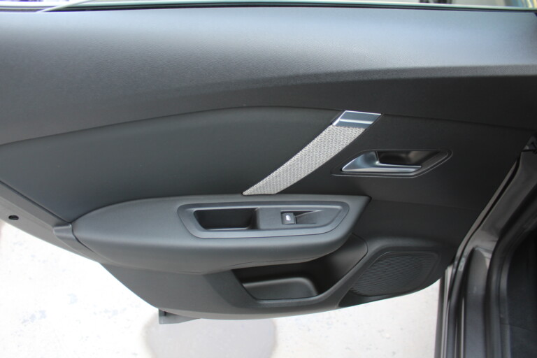 18 Stilecar It Citroen C4 Gh168jf