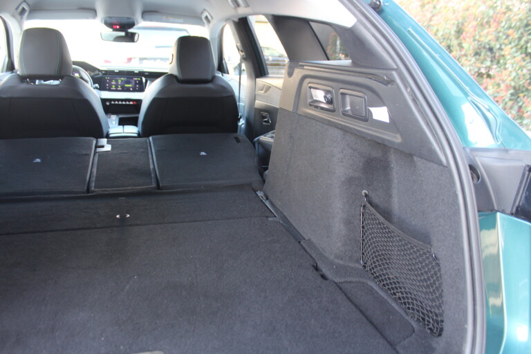 27 Stilecar It Peugeot 308 Sw Gm331pk