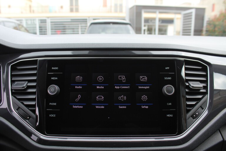 32 Stilecar It Vw T Roc Gb201ch