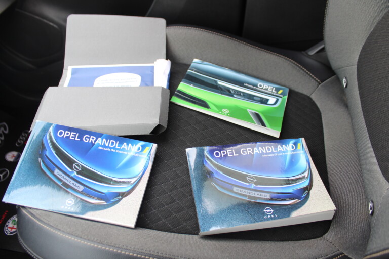44 Stilecar It Opel Grandland Gl314ey