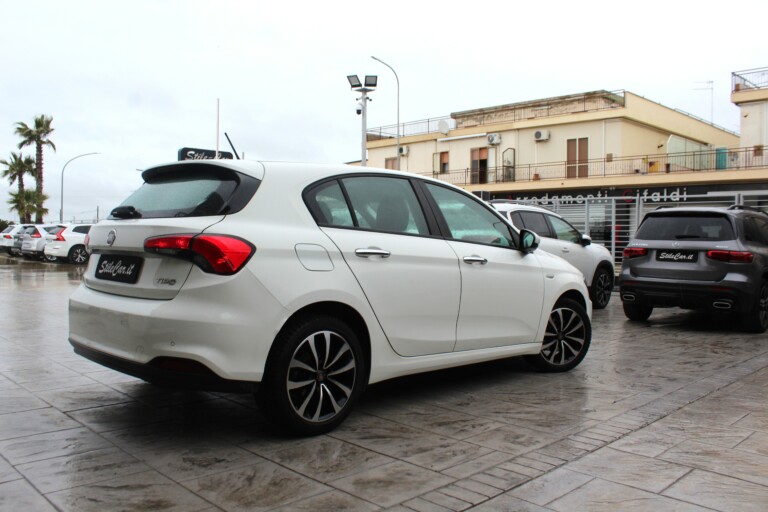 02 Stilecar It Fiat Tipo Fh401yd