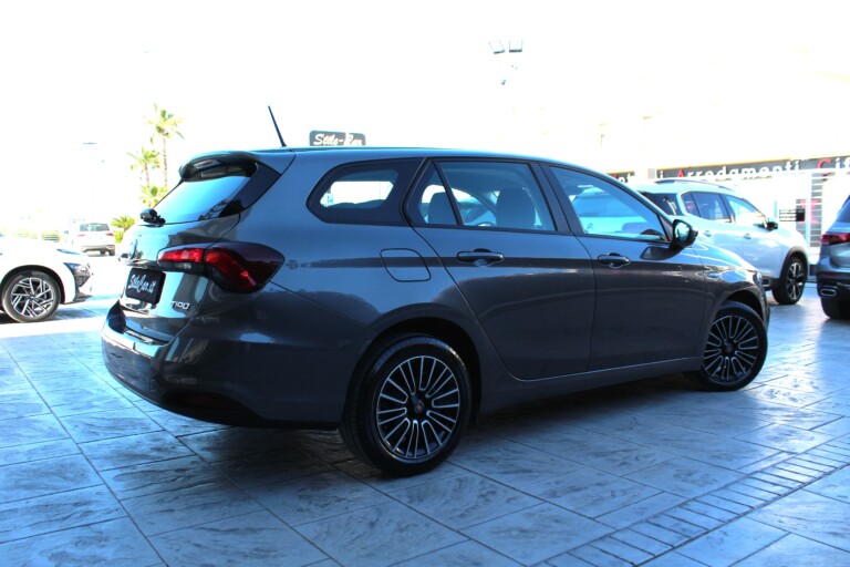 02 Stilecar It Fiat Tipo Gg884rd