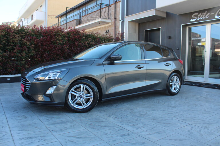 03 Stilecar It Ford Focus Gj090aw