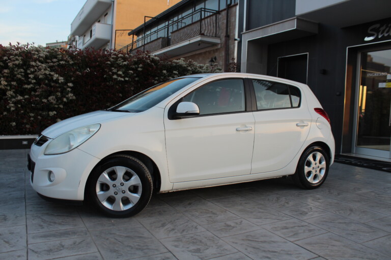 03 Stilecar It Hyunai I20 En076pk