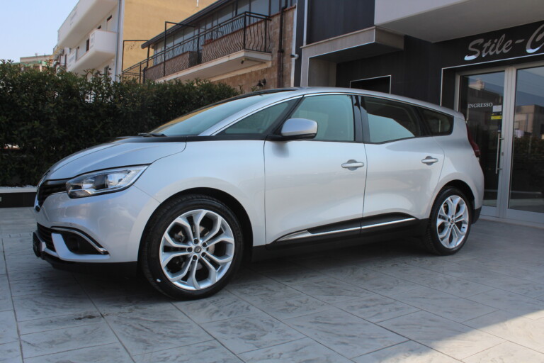 03 Stilecar It Renault Gran Scenic Ga376gp