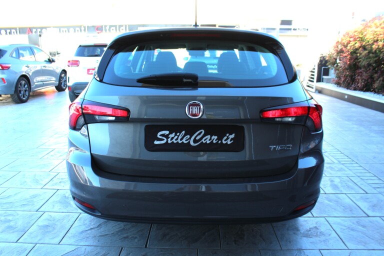 04 Stilecar It Fiat Tipo Gg884rd