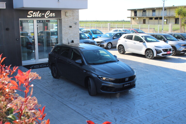 05 Stilecar It Fiat Tipo Gg884rd