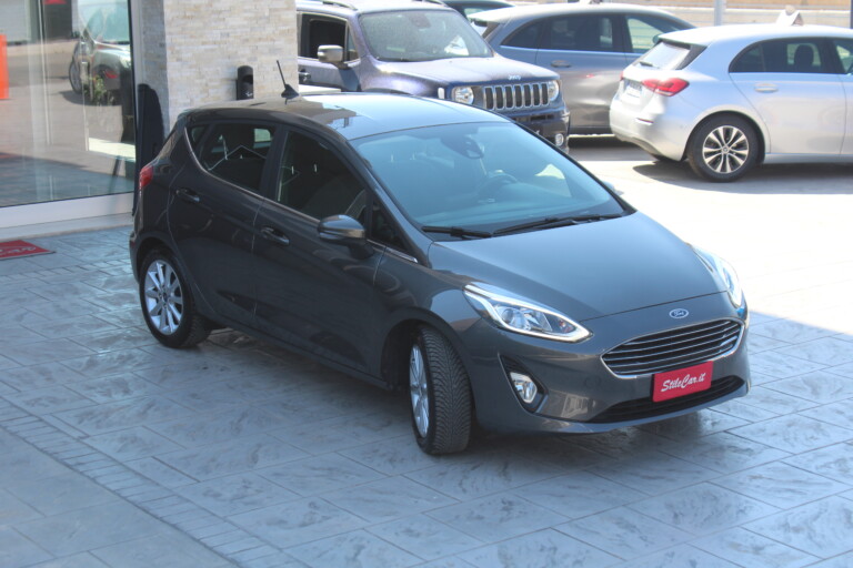 05 Stilecar It Ford Fiesta Gb065ch
