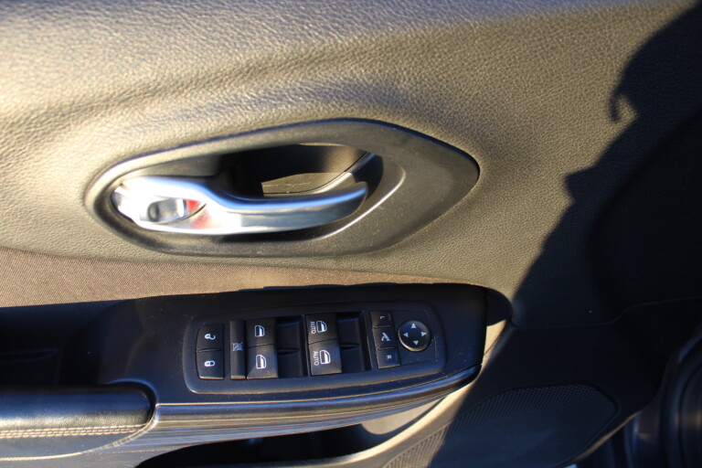 06 Stilecar It Jeep Cherokee Fa036gp