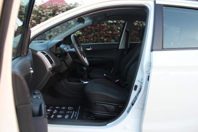 08 Stilecar It Hyunai I20 En076pk