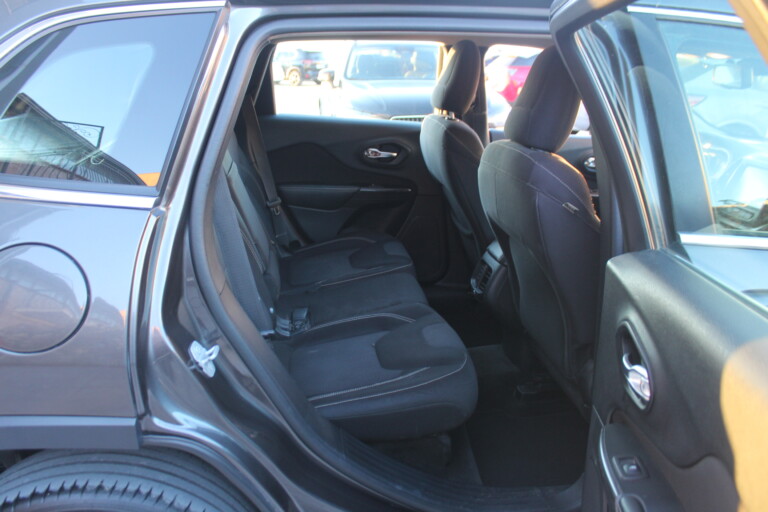 09 Stilecar It Jeep Cherokee Fa036gp