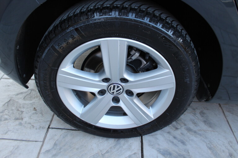 09 Stilecar It Vw Golf Ew871bl