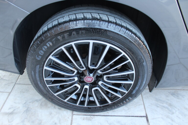 10 Stilecar It Fiat Tipo Gg884rd