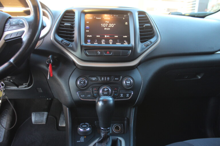 13 Stilecar It Jeep Cherokee Fa036gp