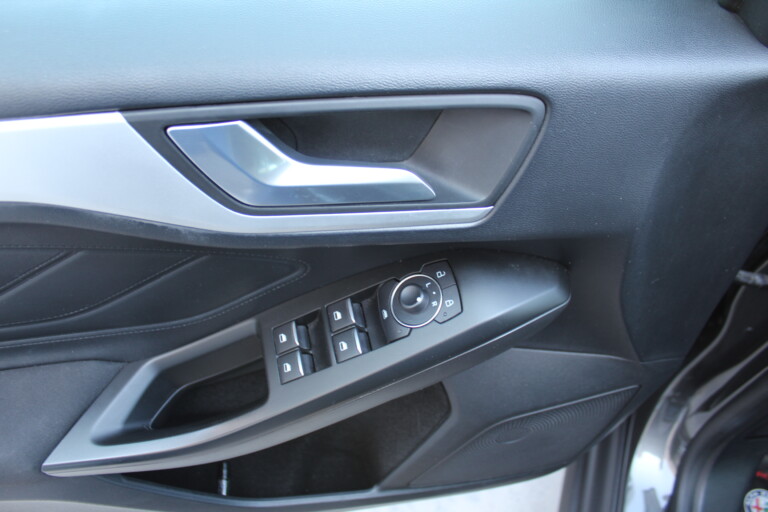 14 Stilecar It Ford Focus Gj090aw