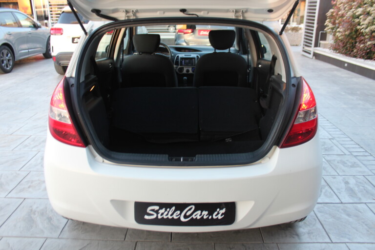 14 Stilecar It Hyunai I20 En076pk