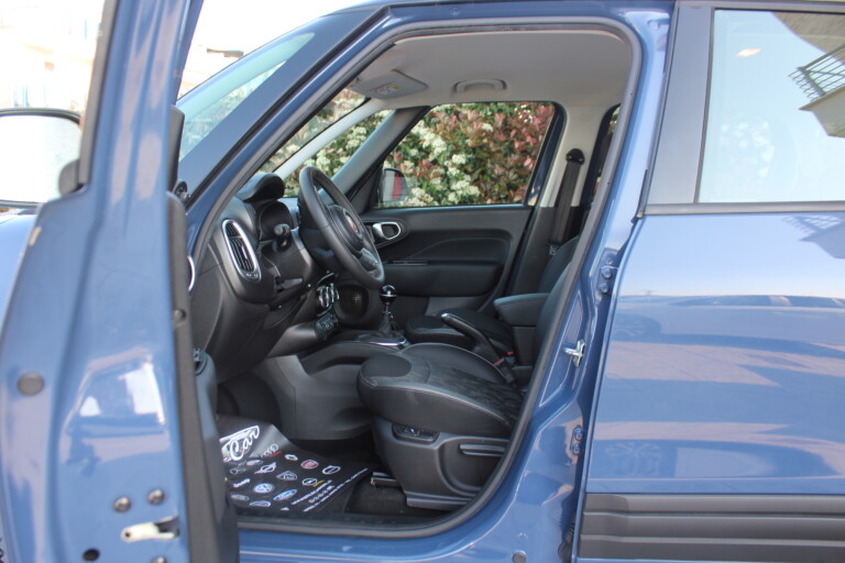 15 Stilecar It Fiat 500l Gh606hy