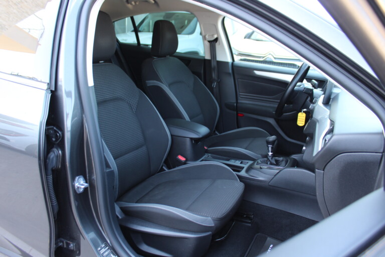 15 Stilecar It Ford Focus Gj090aw