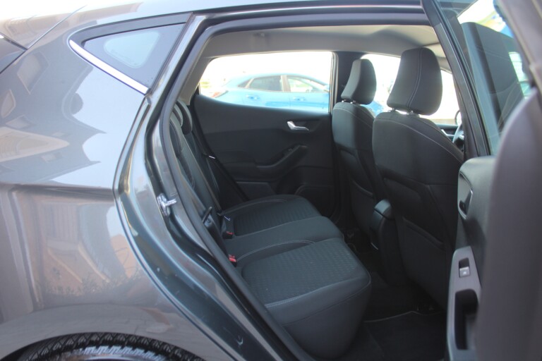 18 Stilecar It Ford Fiesta Gb065ch