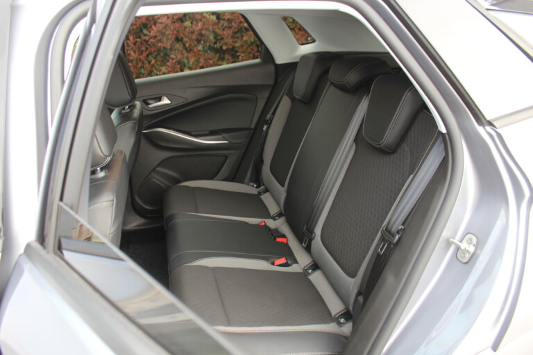 18 Stilecar It Opel Grandland Gk335rm