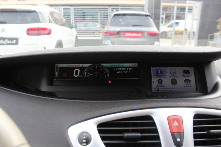 19 Stilecar It Renault Scenic Ed351ee