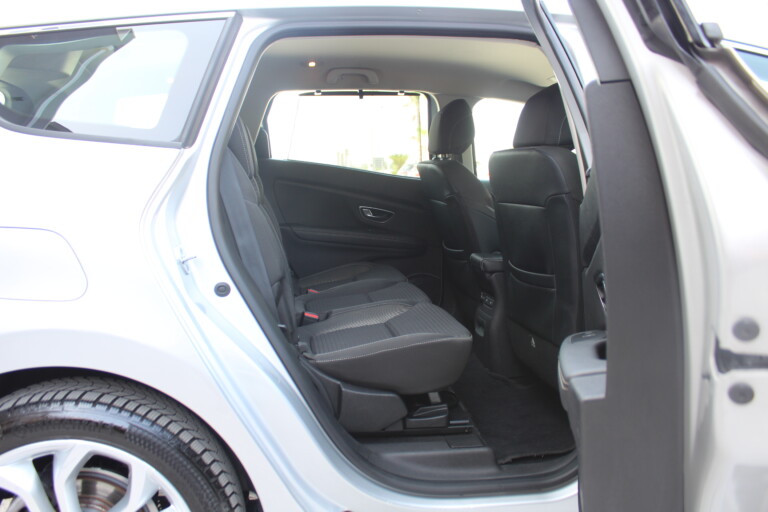 20 Stilecar It Renault Gran Scenic Ga376gp