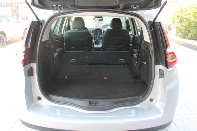 26 Stilecar It Renault Gran Scenic Ga376gp