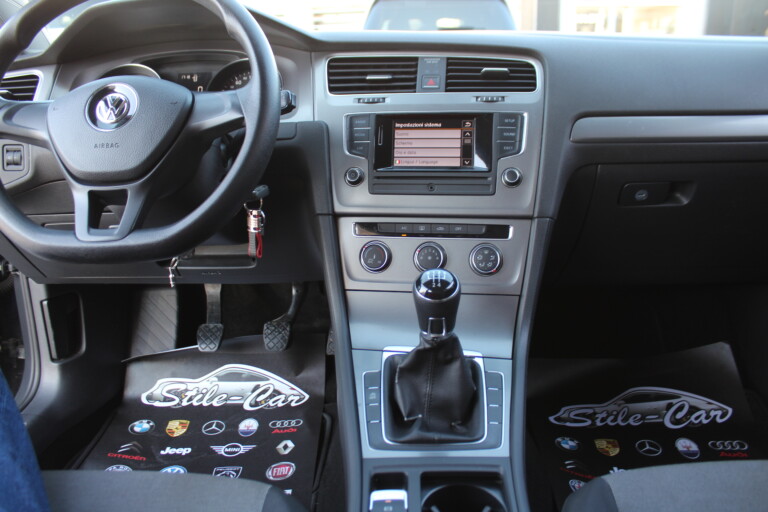 26 Stilecar It Vw Golf Ew871bl