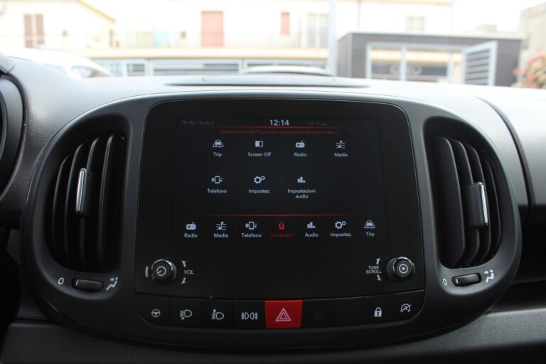 32 Stilecar It Fiat 500l Gh606hy