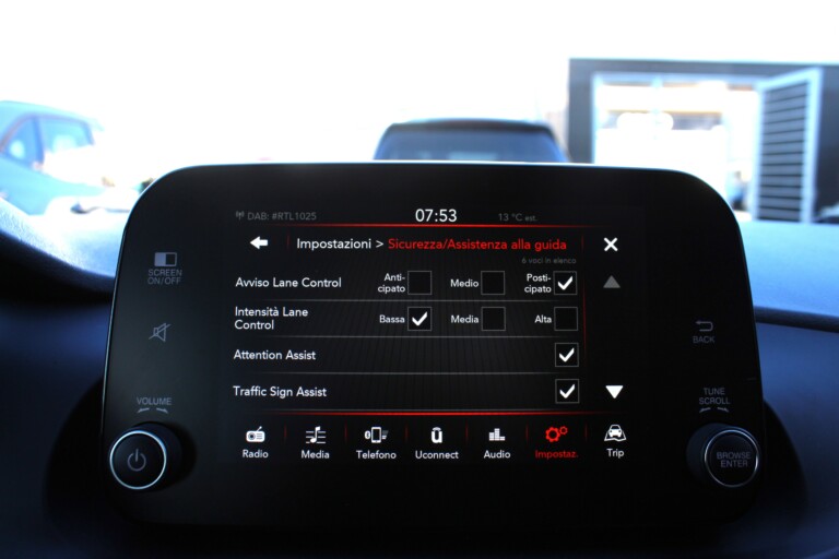 33 Stilecar It Fiat Tipo Gg884rd