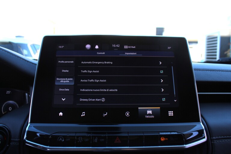 37 Stilecar It Jeep Compass Gm864pv