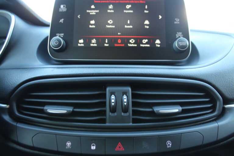 38 Stilecar It Fiat Tipo Gc393jl